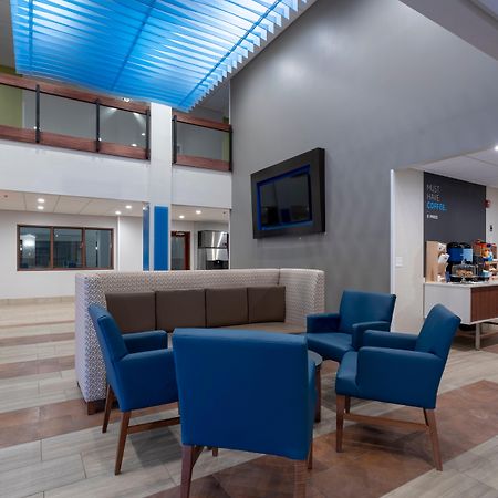 Holiday Inn Express Hotel & Suites Coon Rapids - Blaine Area By Ihg Екстер'єр фото