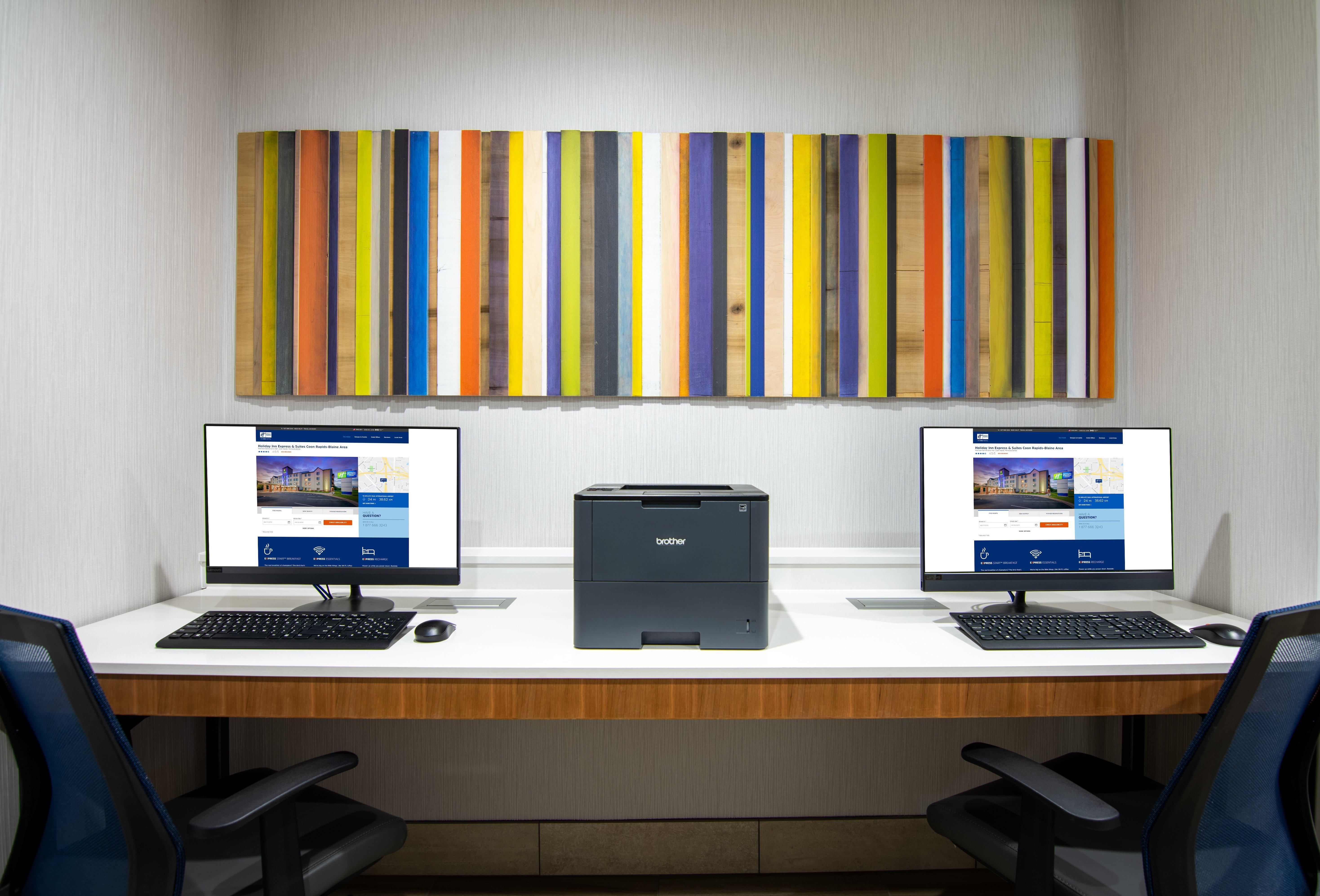 Holiday Inn Express Hotel & Suites Coon Rapids - Blaine Area By Ihg Екстер'єр фото