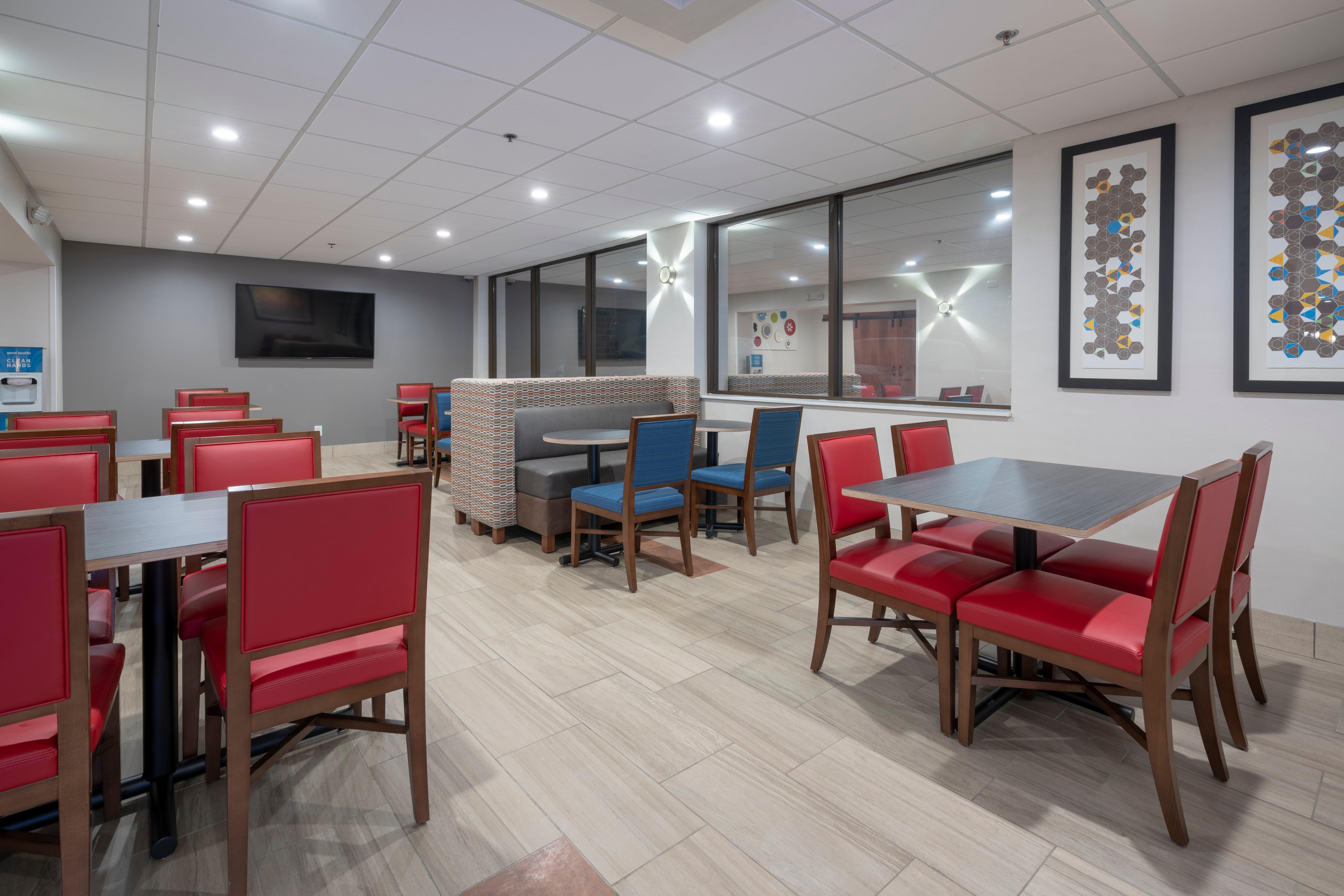 Holiday Inn Express Hotel & Suites Coon Rapids - Blaine Area By Ihg Екстер'єр фото