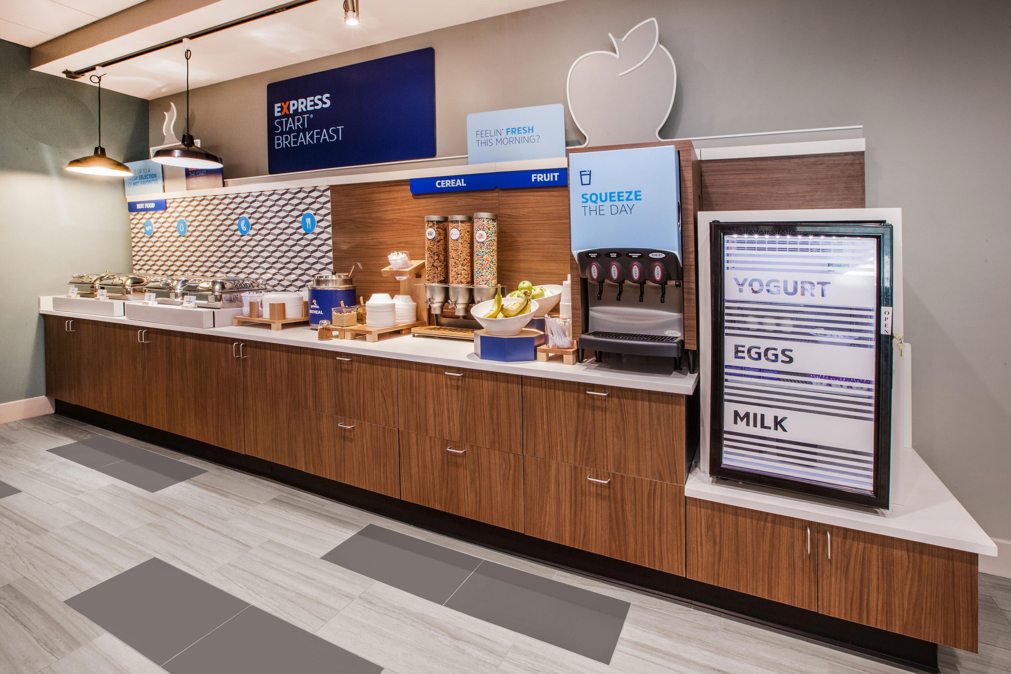 Holiday Inn Express Hotel & Suites Coon Rapids - Blaine Area By Ihg Екстер'єр фото