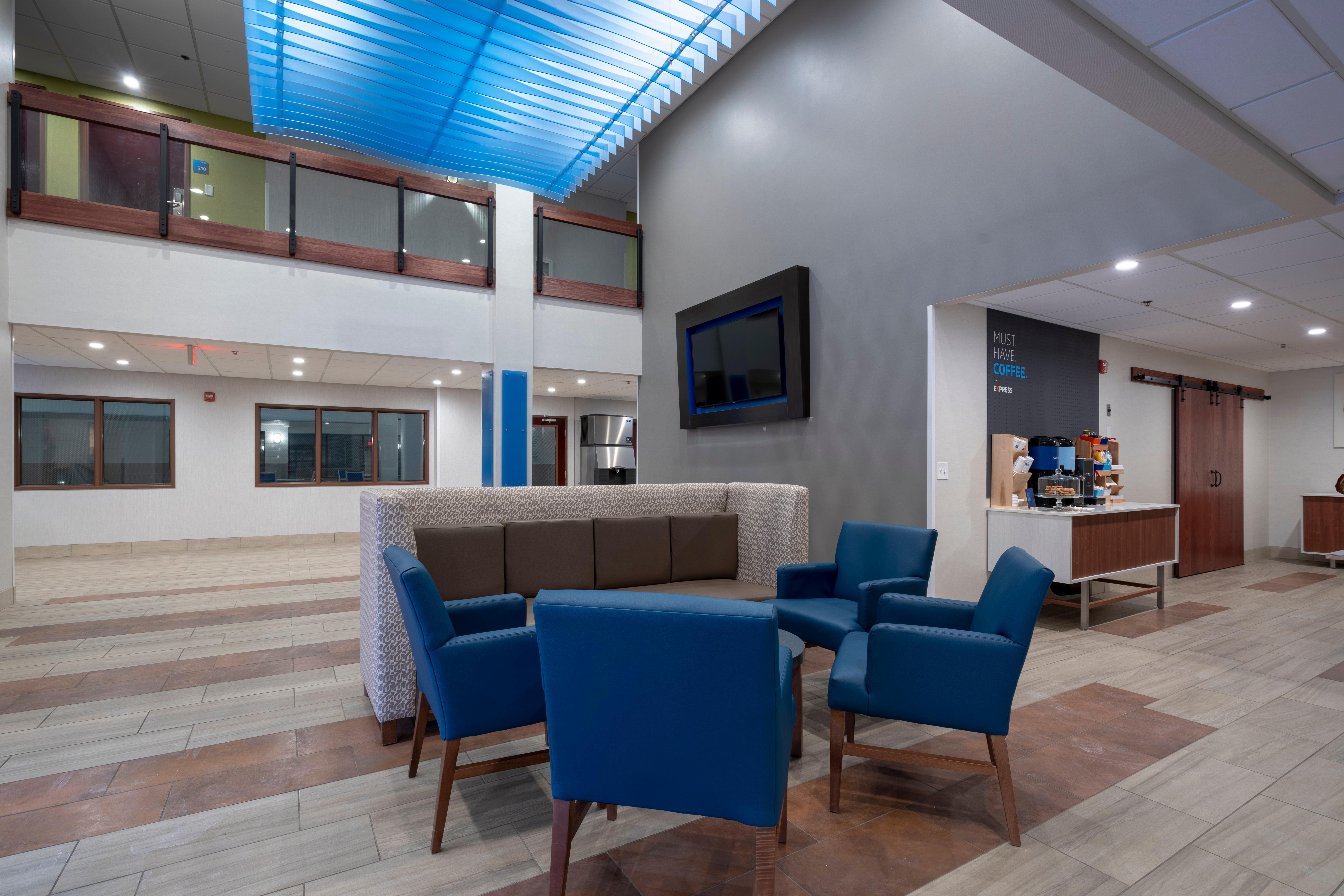 Holiday Inn Express Hotel & Suites Coon Rapids - Blaine Area By Ihg Екстер'єр фото