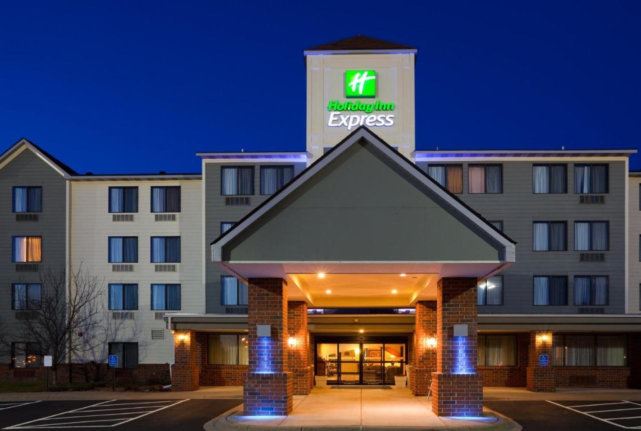 Holiday Inn Express Hotel & Suites Coon Rapids - Blaine Area By Ihg Екстер'єр фото