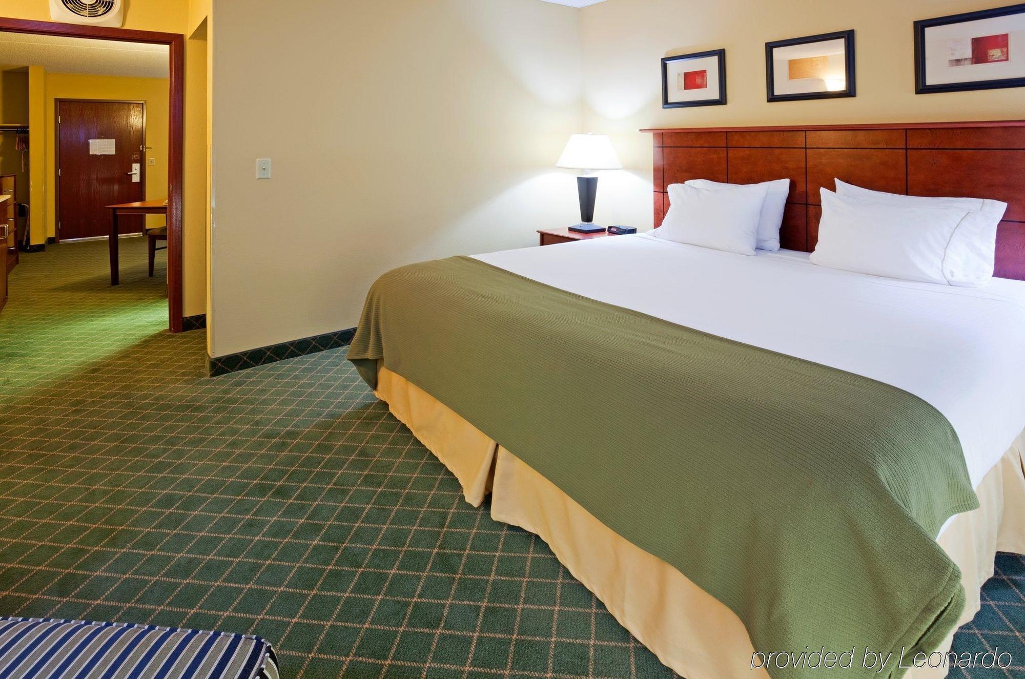 Holiday Inn Express Hotel & Suites Coon Rapids - Blaine Area, An Ihg Hotel Номер фото