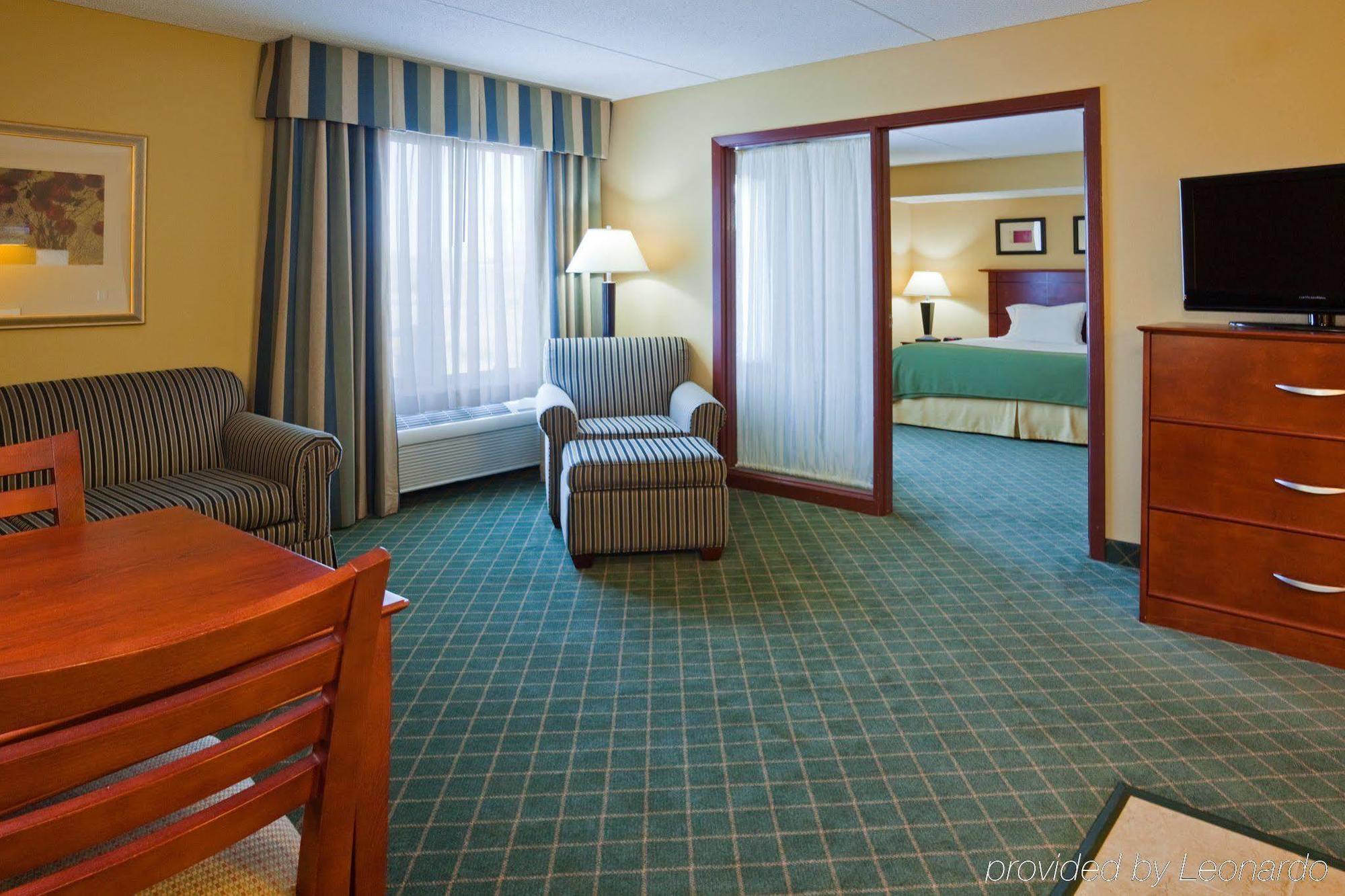 Holiday Inn Express Hotel & Suites Coon Rapids - Blaine Area By Ihg Номер фото