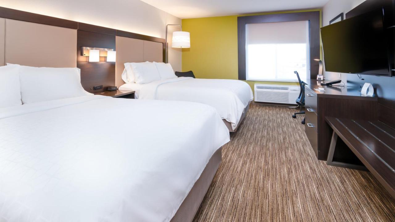 Holiday Inn Express Hotel & Suites Coon Rapids - Blaine Area By Ihg Екстер'єр фото